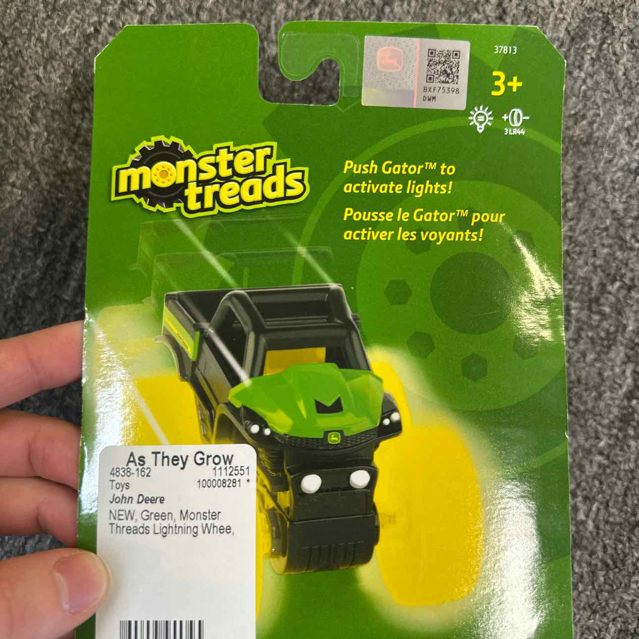 NEW John Deere Monster Threads Lightning Wheels Toys