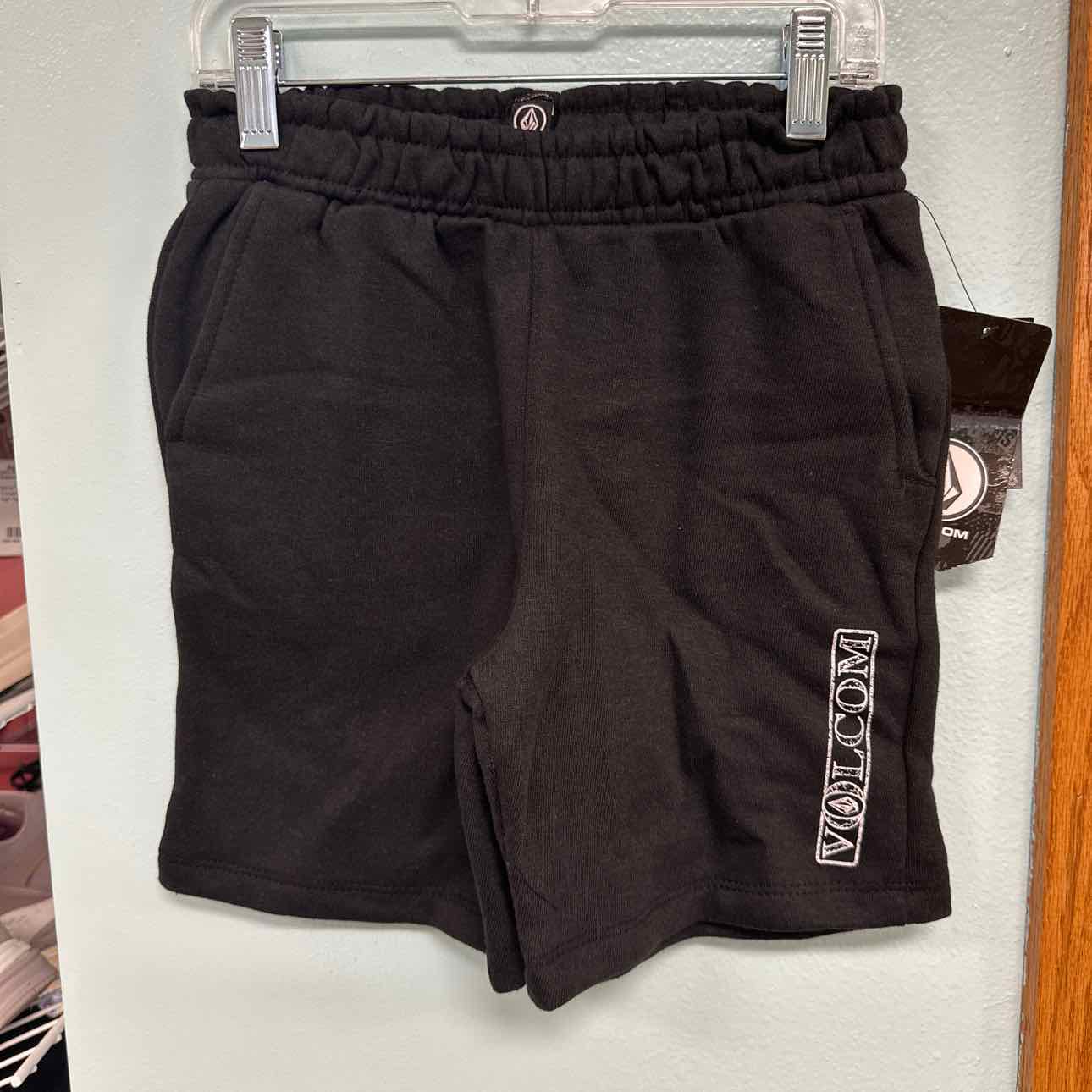 6 NEW Volcom Shorts