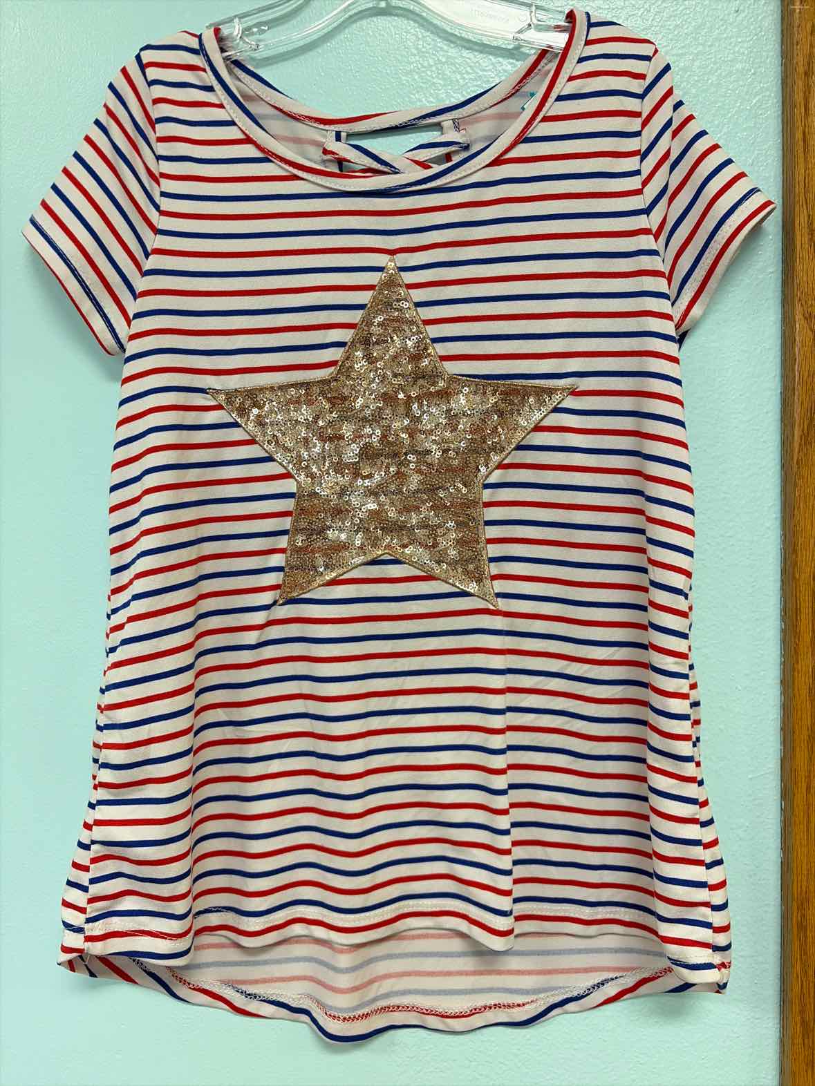 8 BTween Shirt