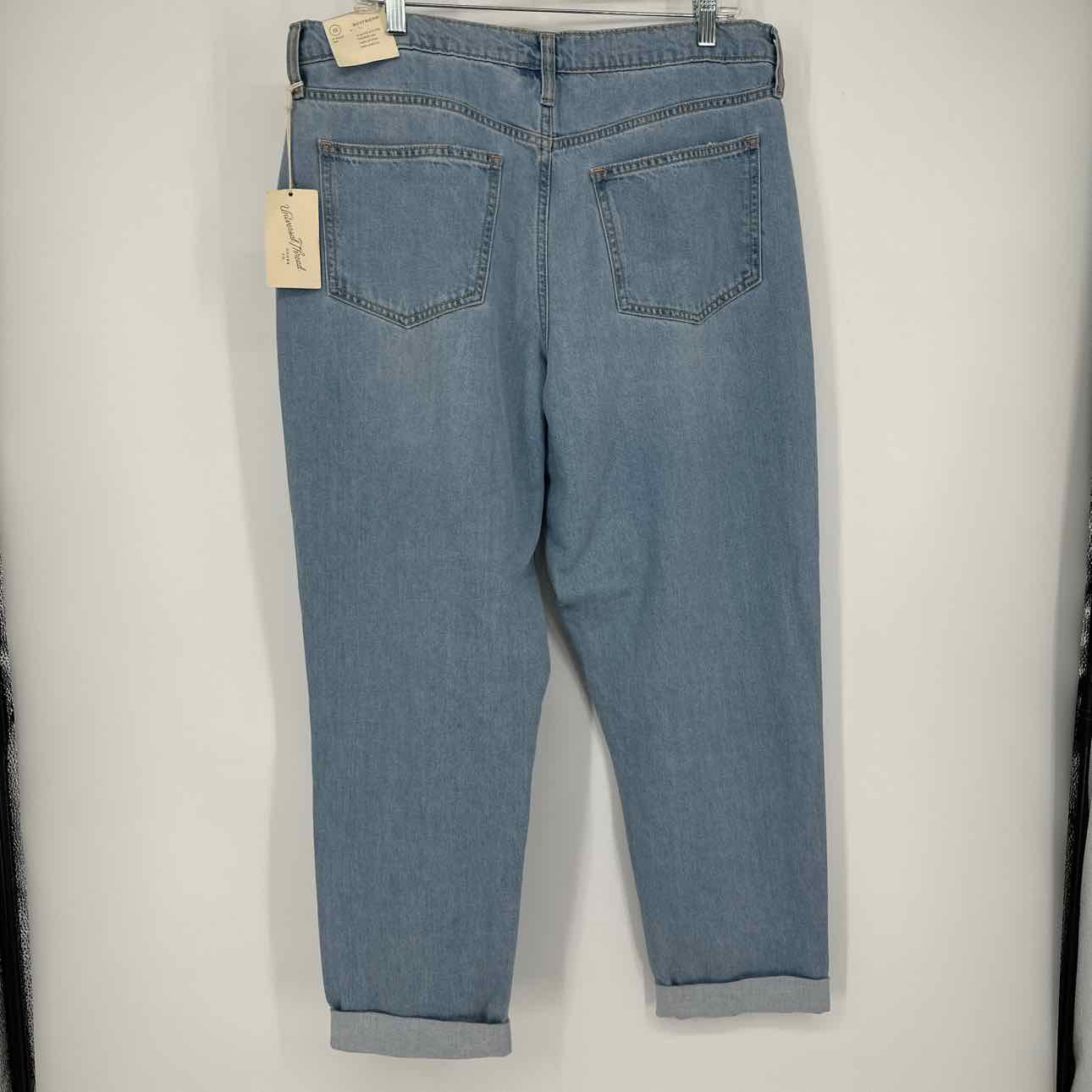 12 NEW Universal Thread Jeans
