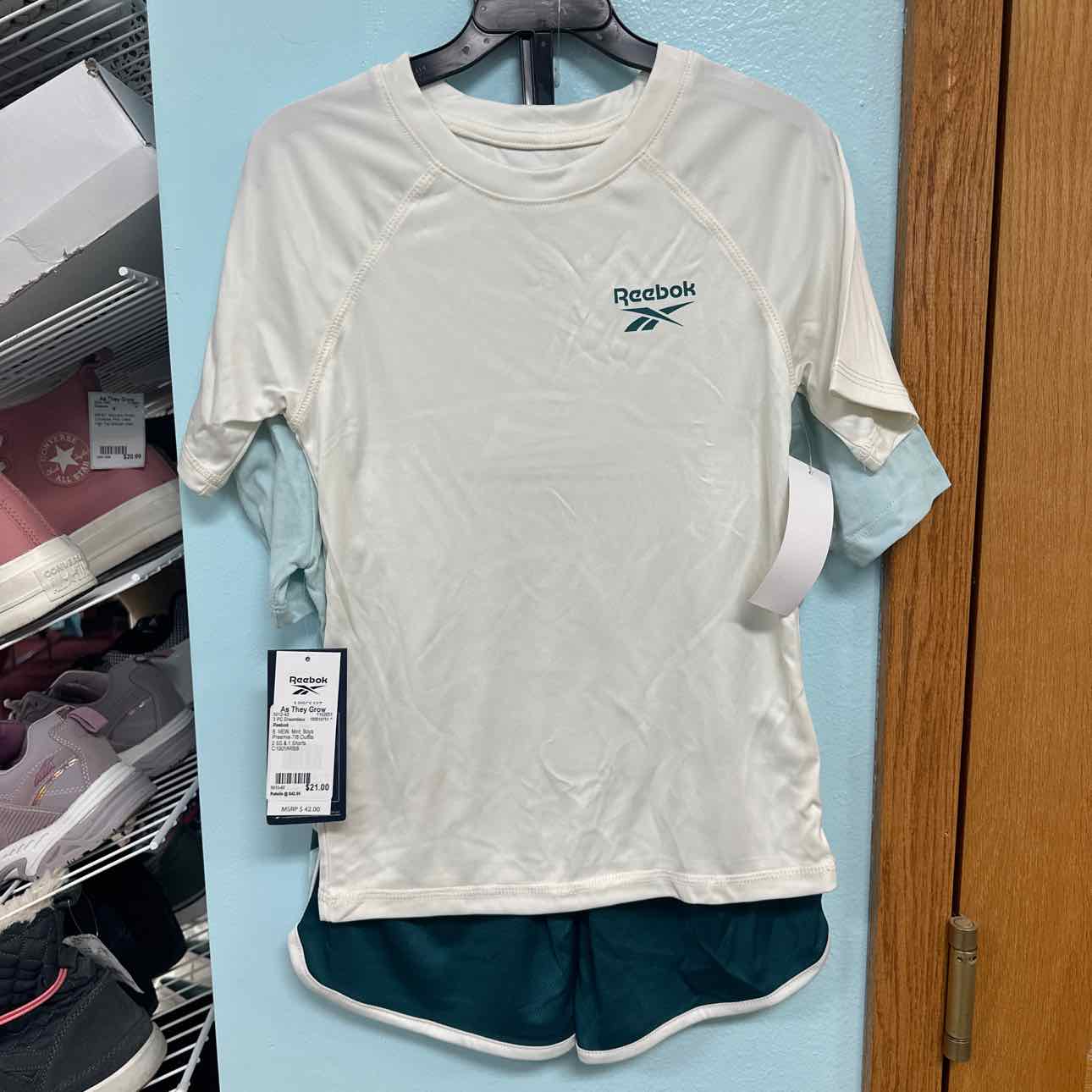 8 NEW Reebok 3 PC Ensembles