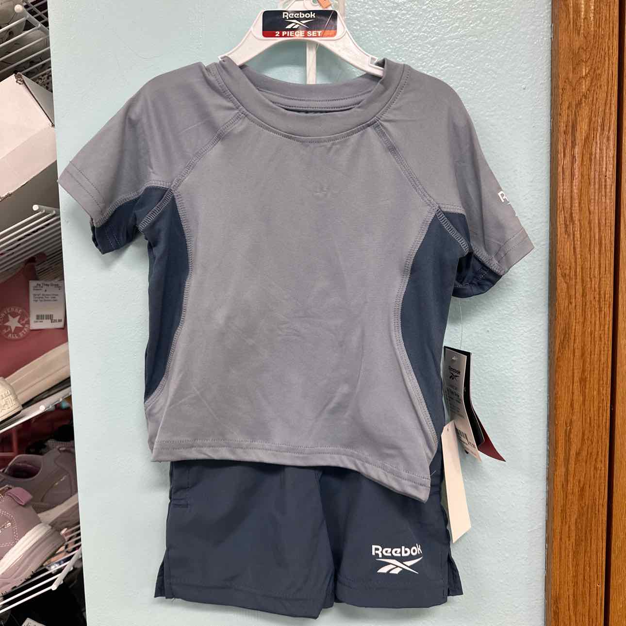 2T NEW Reebok 2 pc ensembles