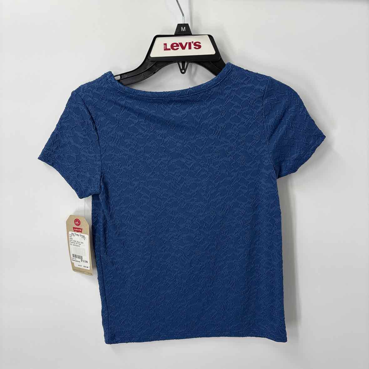 8/10 NEW Levis Shirt