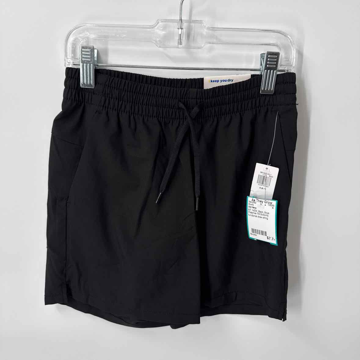 6/7 NEW Old Navy Shorts
