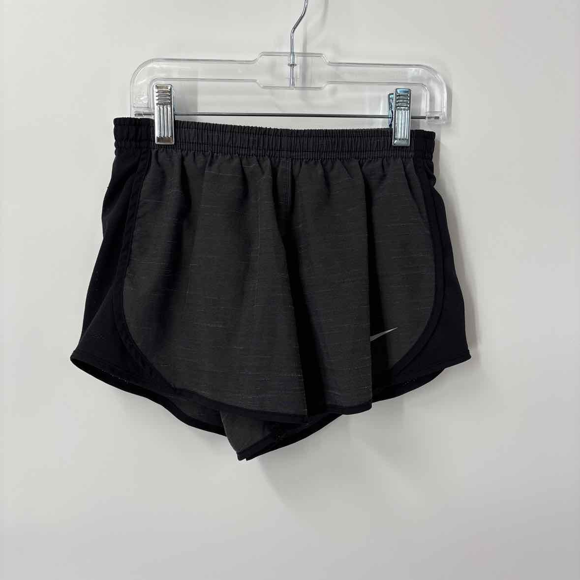 10/12 Nike Shorts