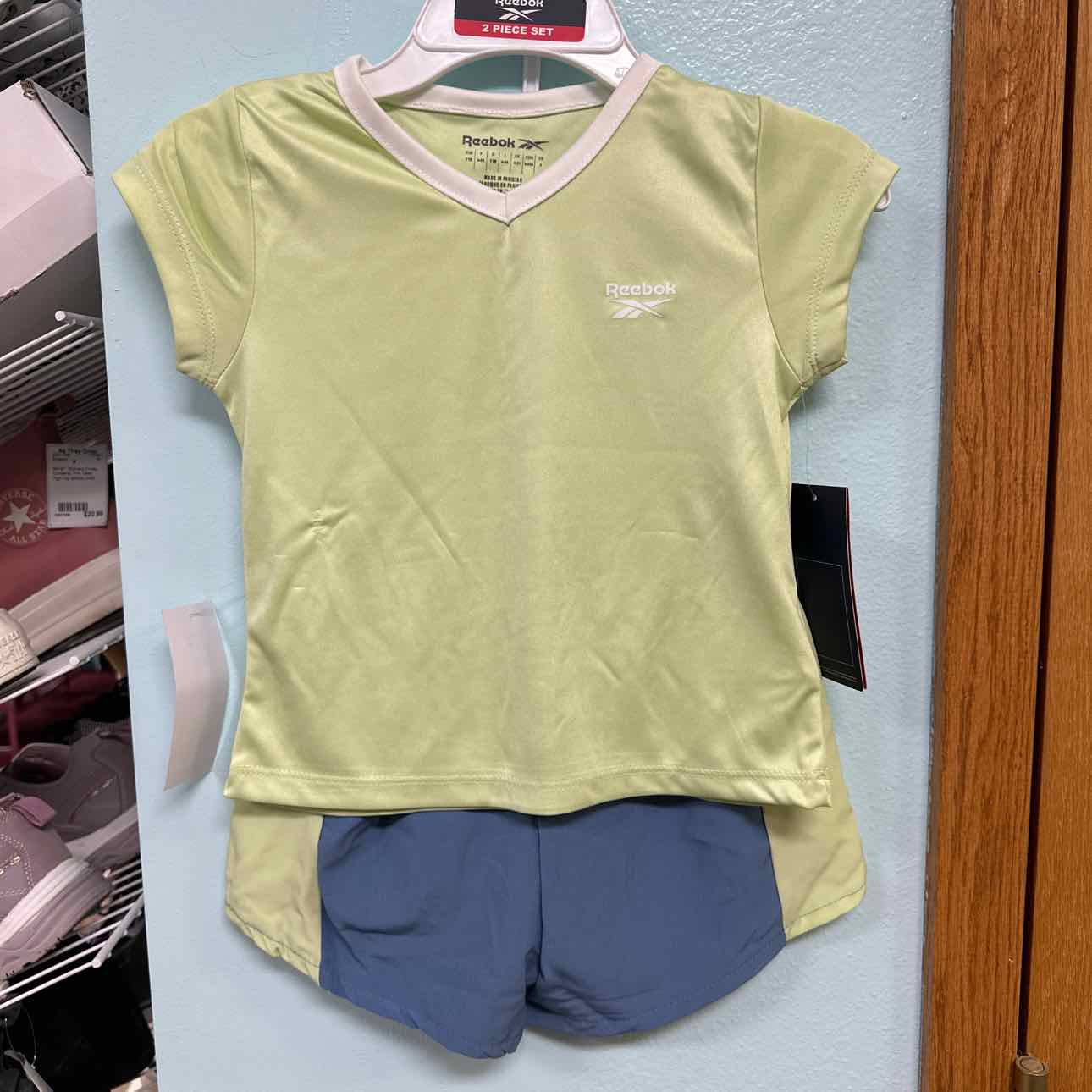 5 NEW Reebok 2pc Outfit