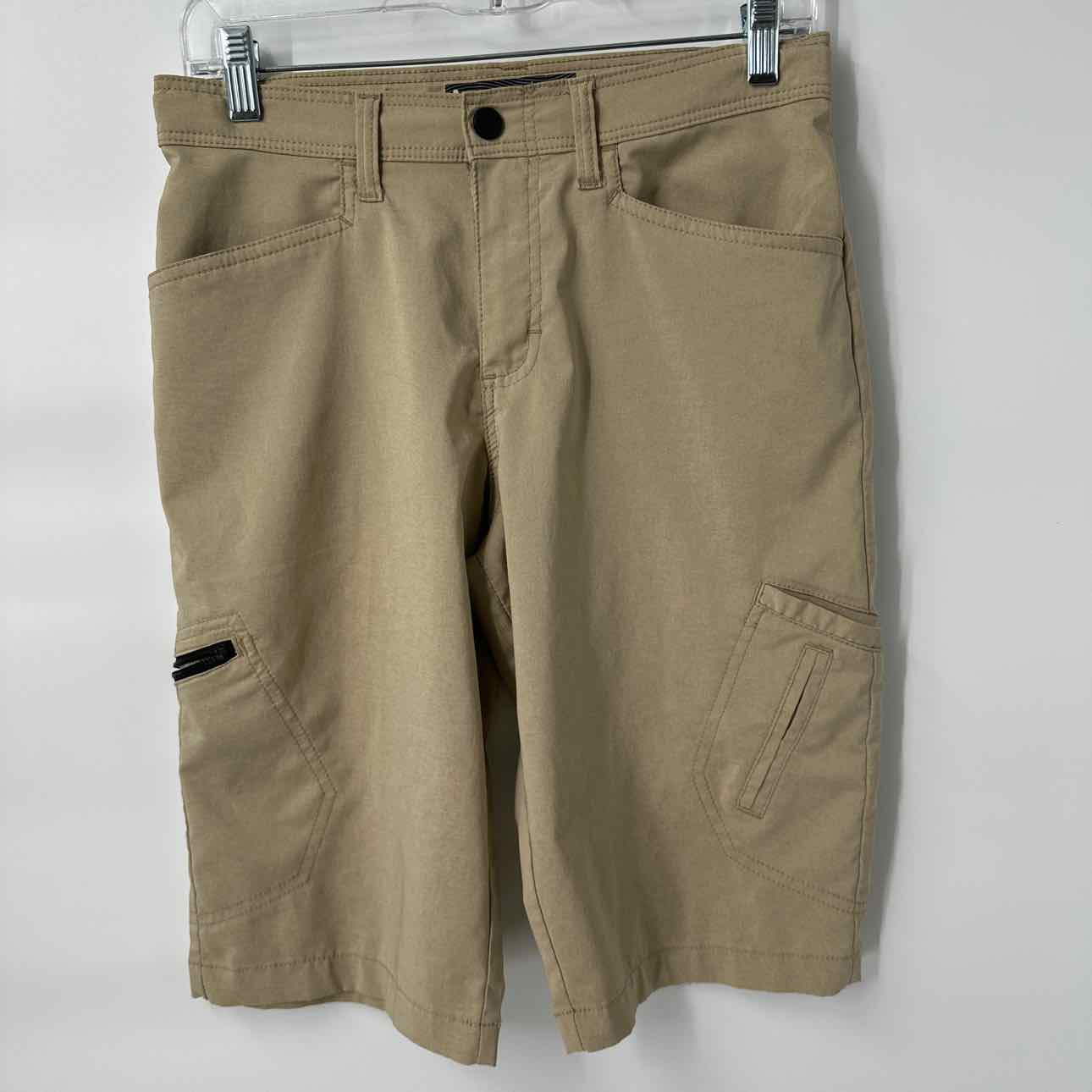 16 Lee Shorts