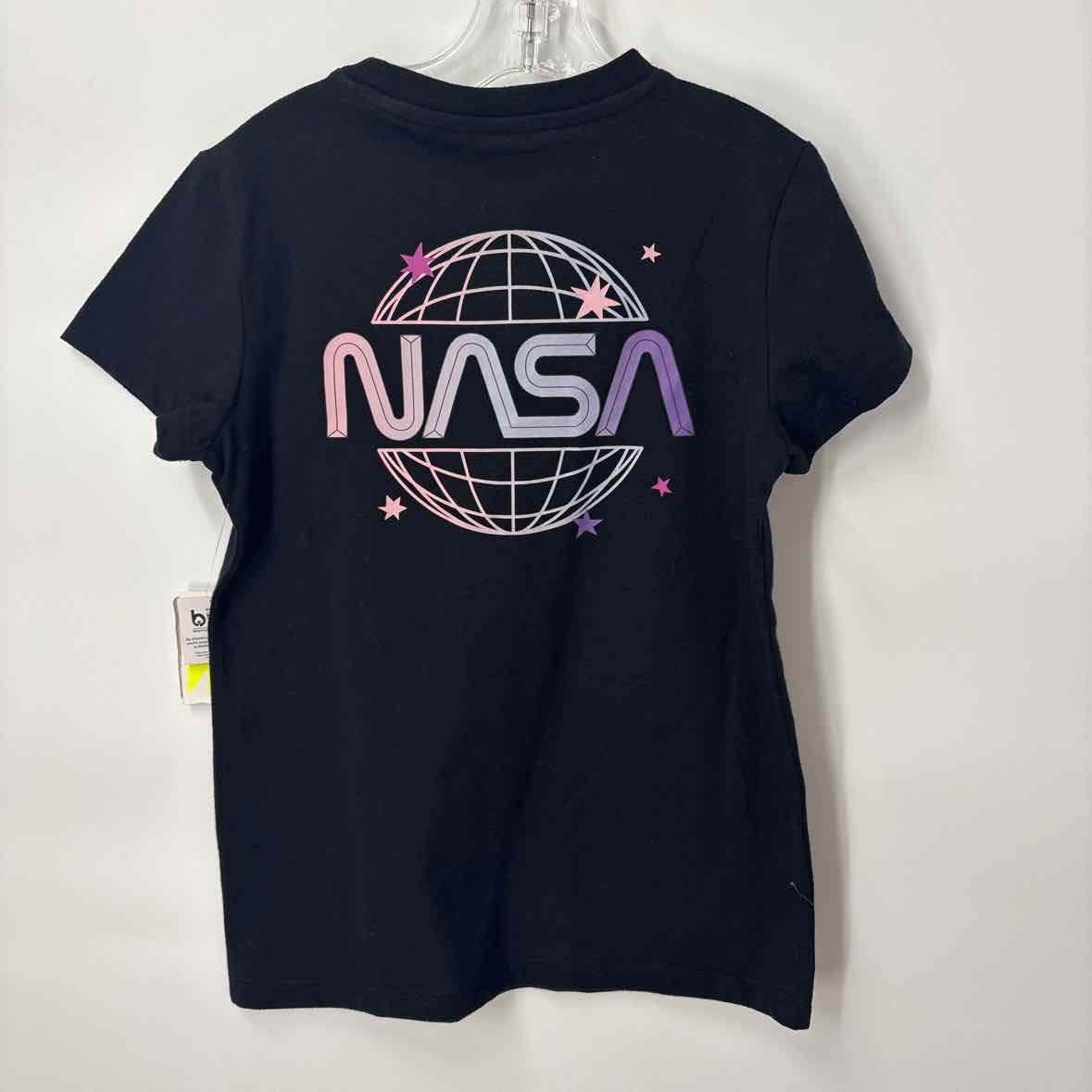 7/8 NEW EpicThreads Shirt