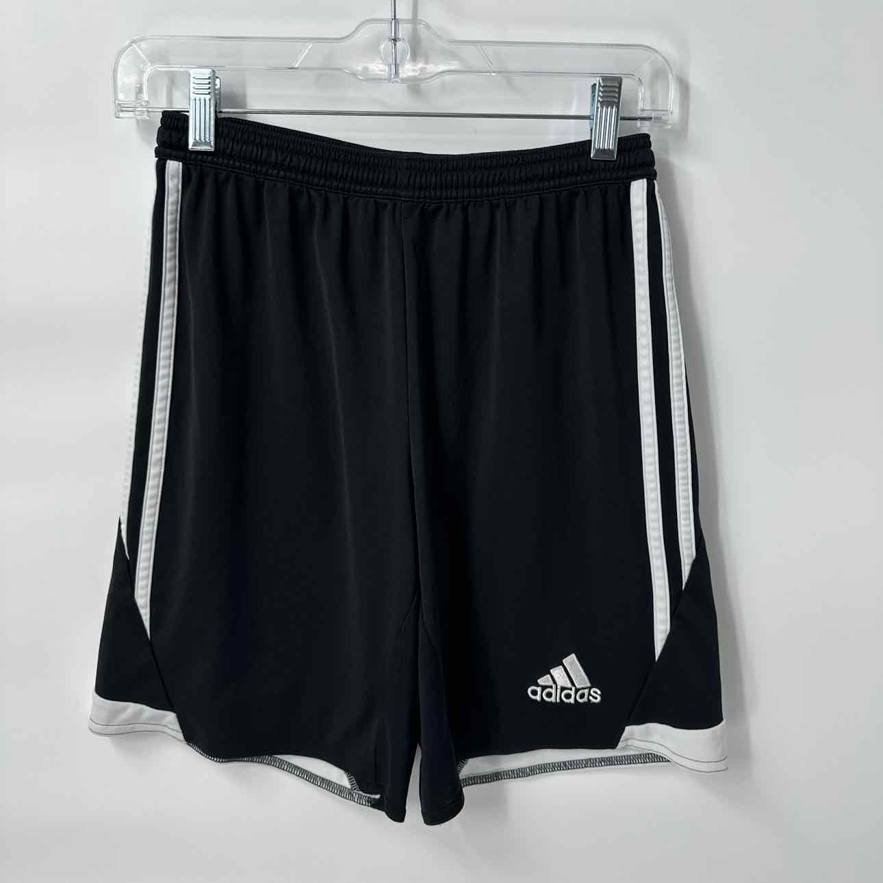 18/20 Adidas Shorts