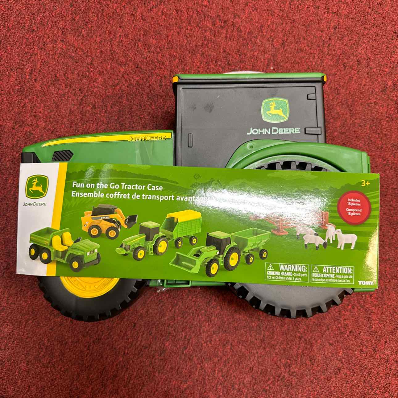 NEW John Deere 19 Piece Carry Case Toys