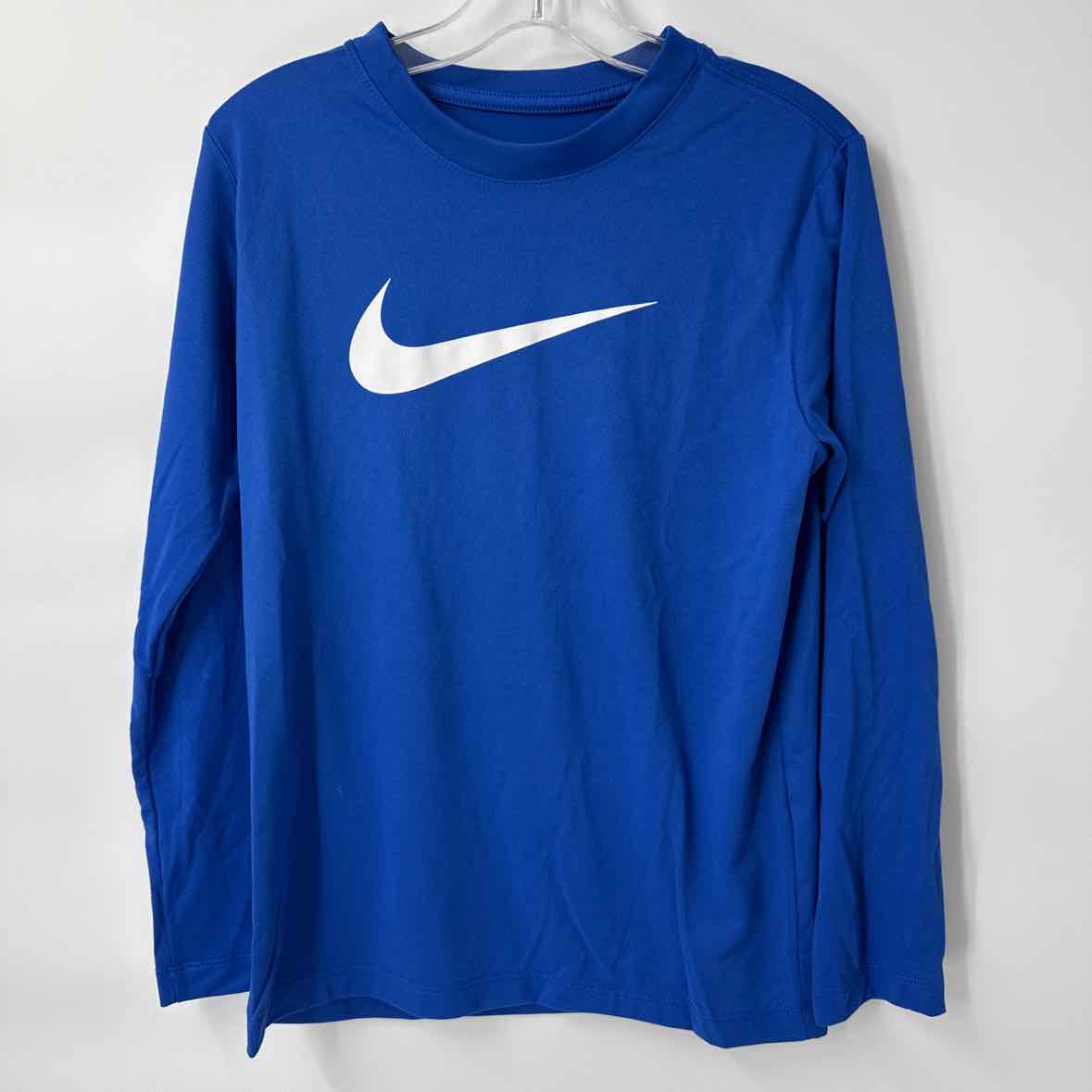10/12 NEW Nike Shirt