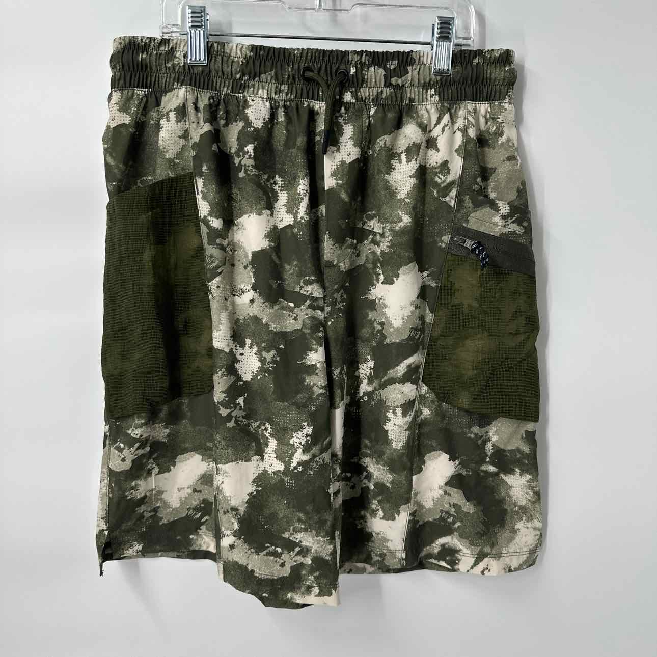 18 Athletic Works Shorts