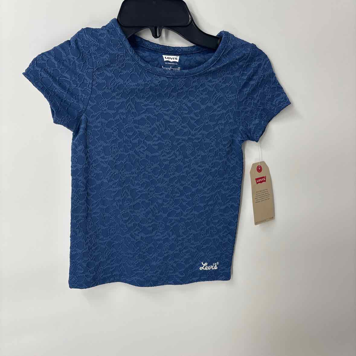 7 NEW Levis Shirt