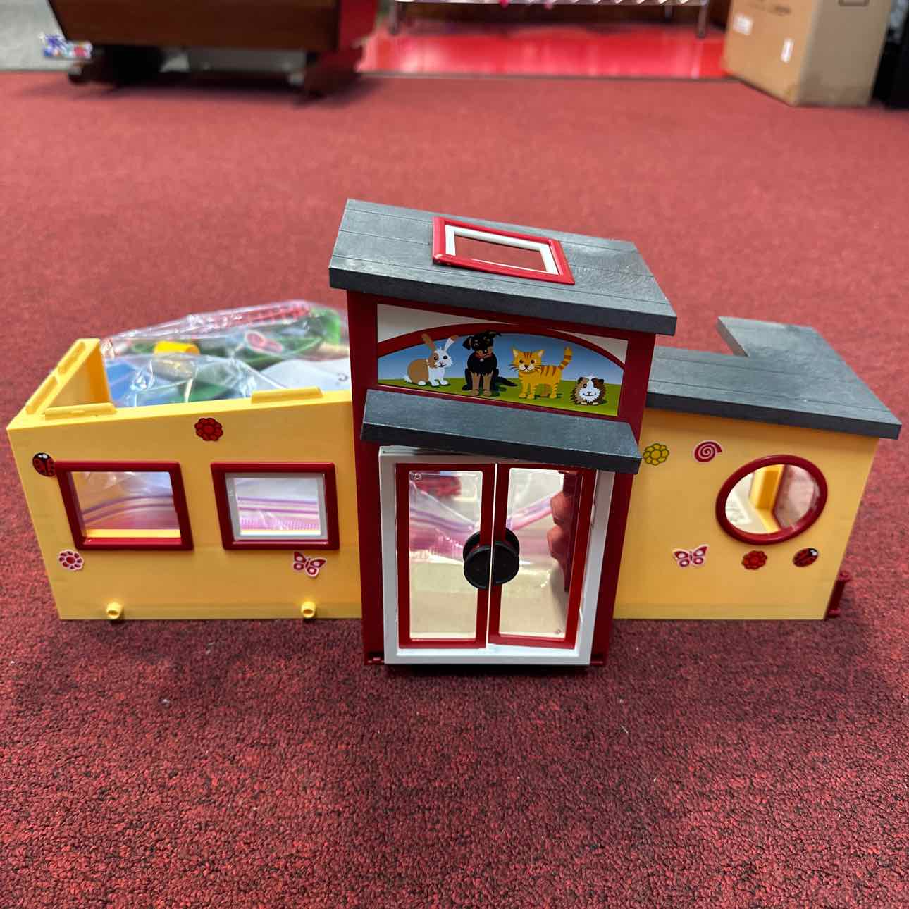 Playmobi Tiny Paws Pet Hotel W/ Accessories Toys