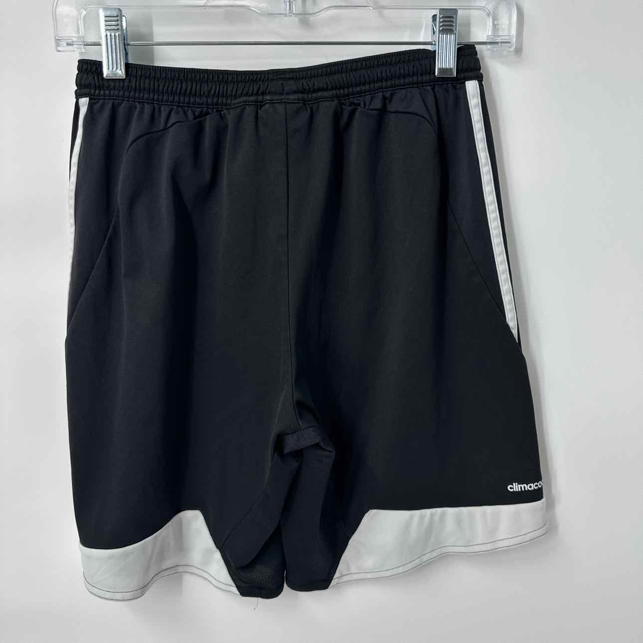 18/20 Adidas Shorts