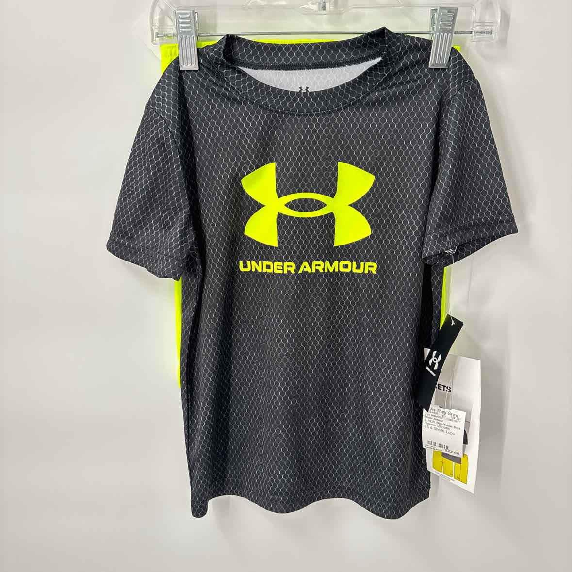 5 NEW Under Armour 2 pc ensembles