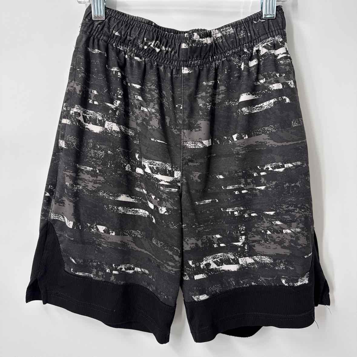 10/12 Xersion Shorts