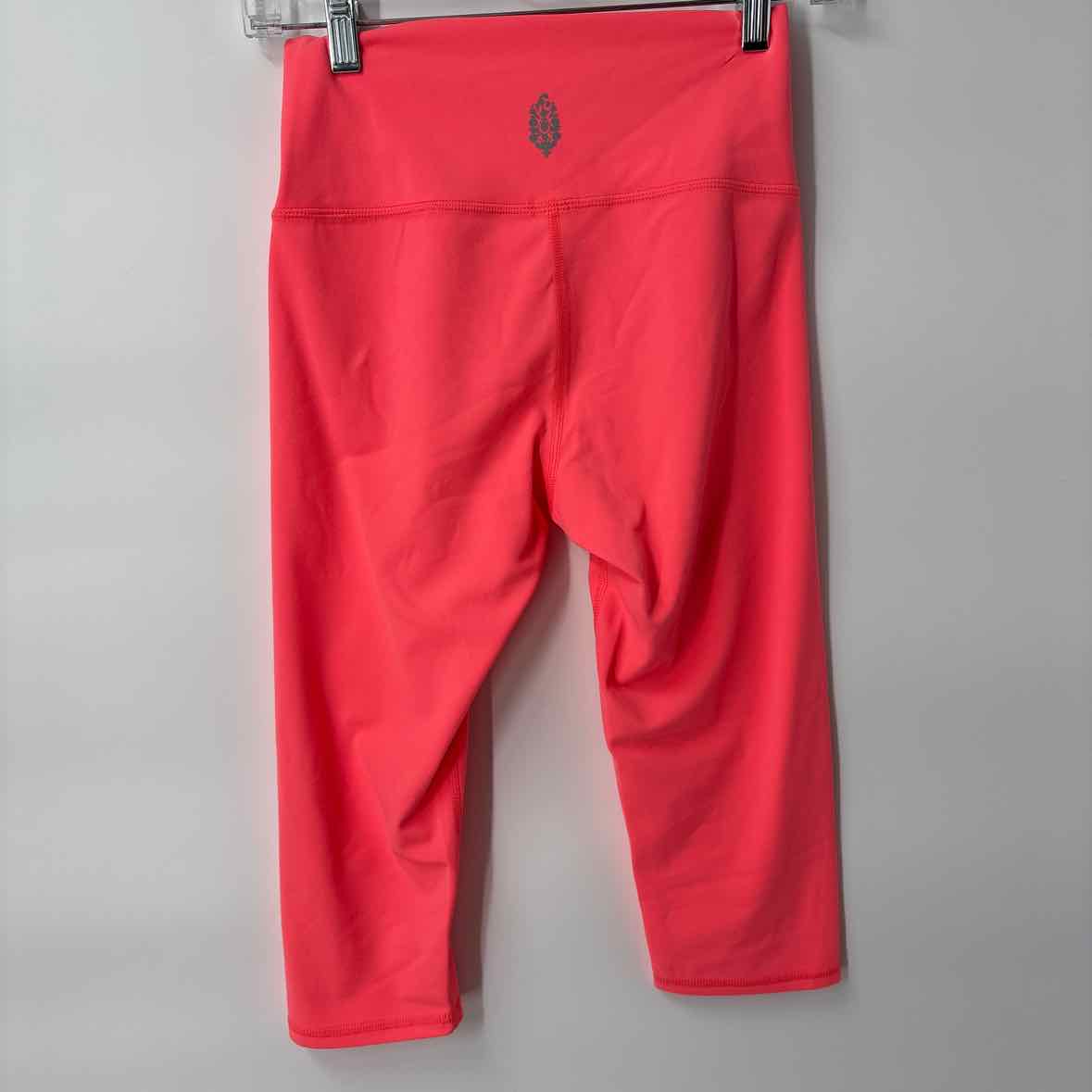 Small NEW FreePeople Legging Capri
