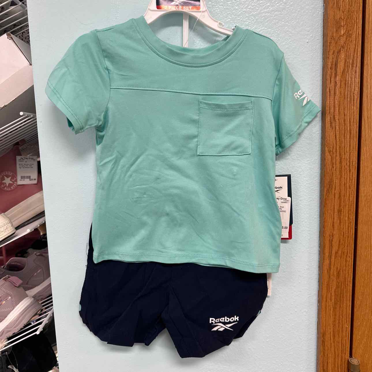 3T NEW Reebok 2 pc ensembles