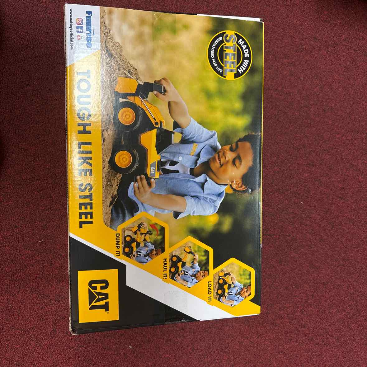 NEW CAT Steel Front Loader Toys