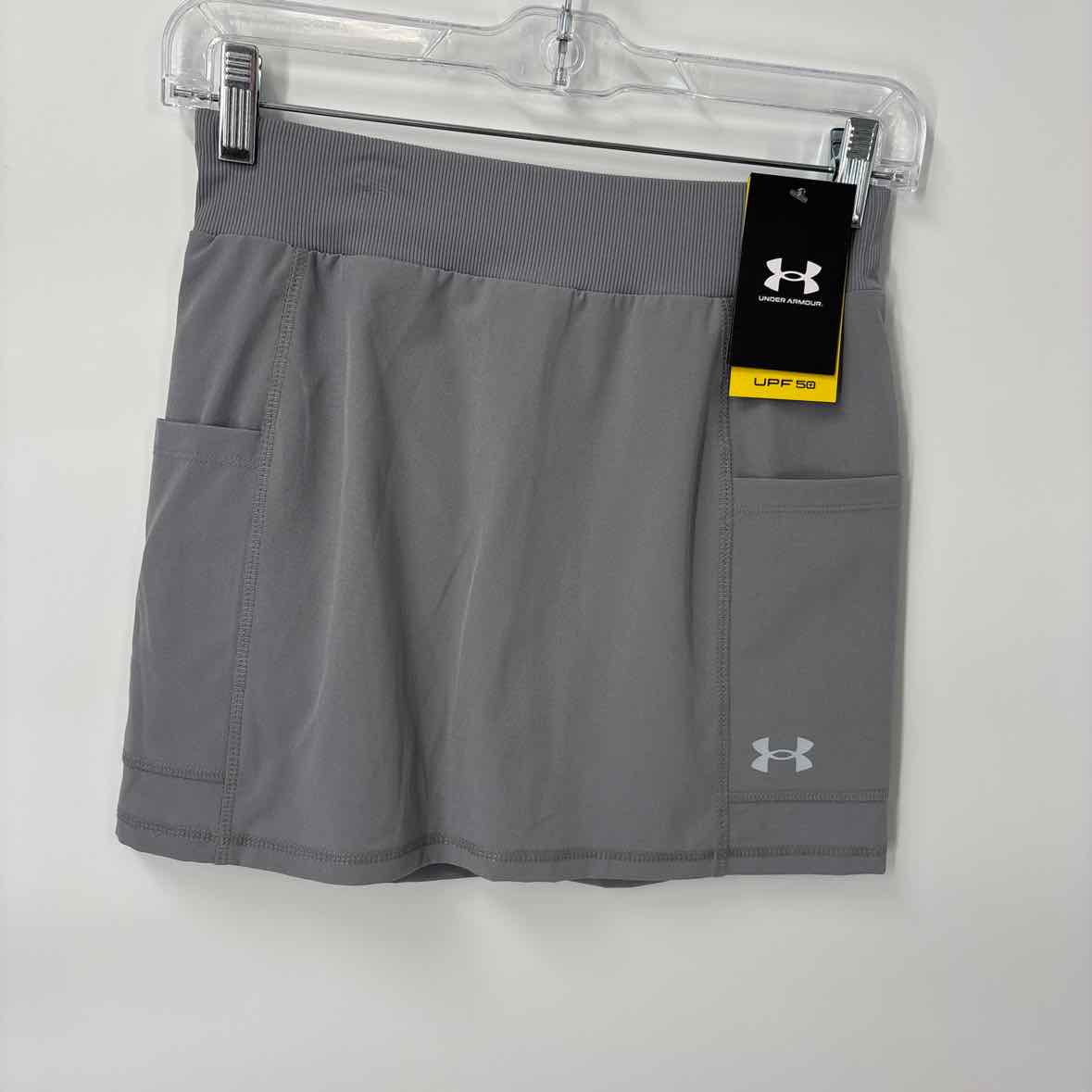 10/12 NEW Under Armour Skirt