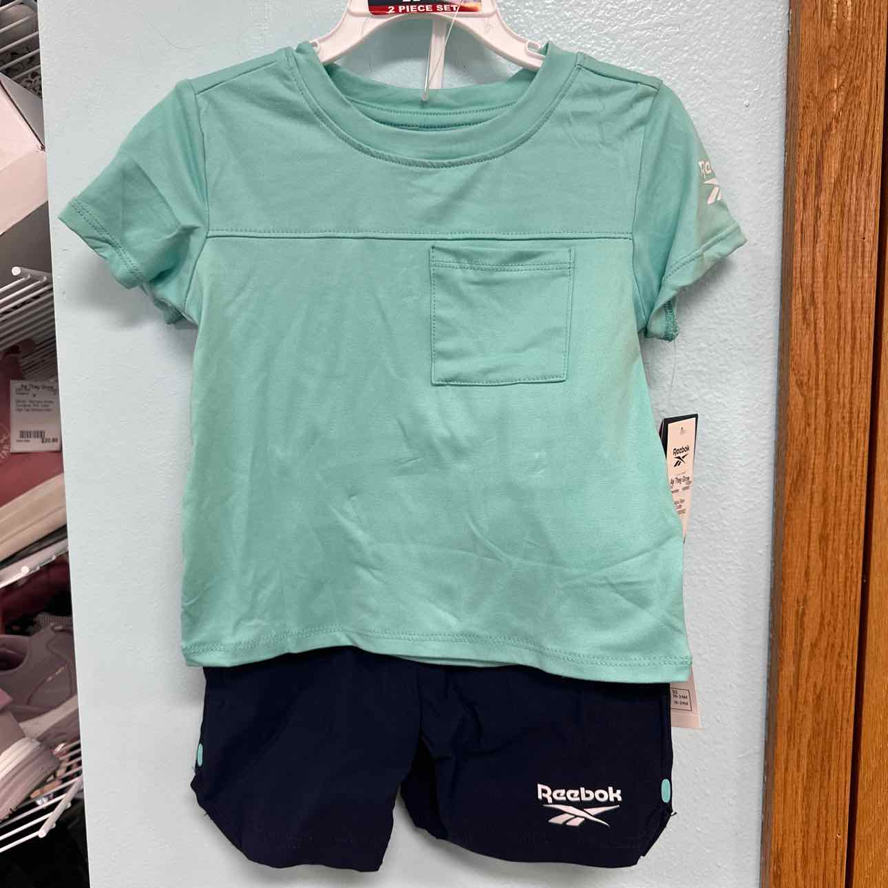 2T NEW Reebok 2 pc ensembles