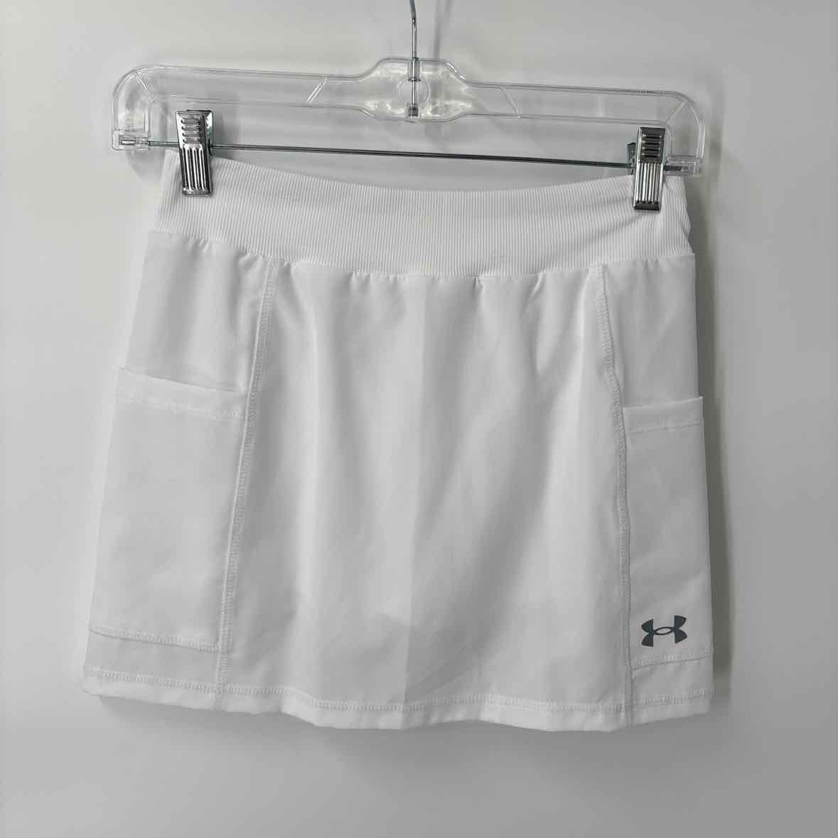 10/12 NEW Under Armour Skirt