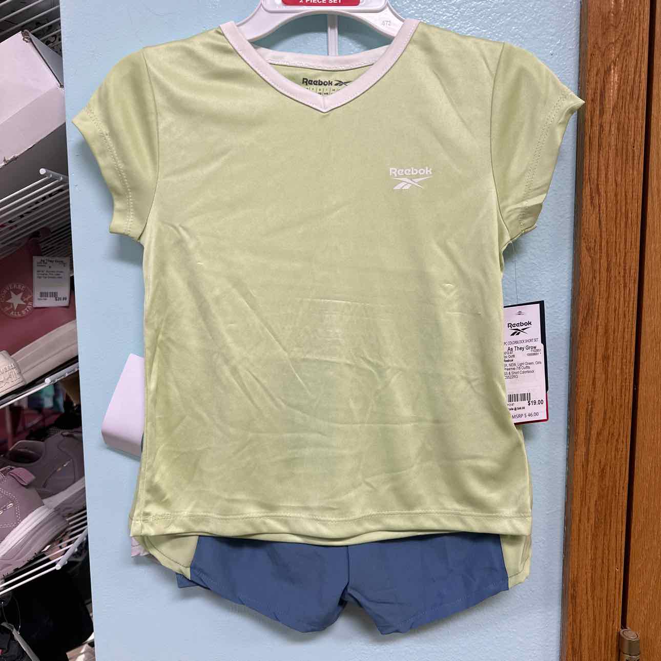6X NEW Reebok 2pc Outfit