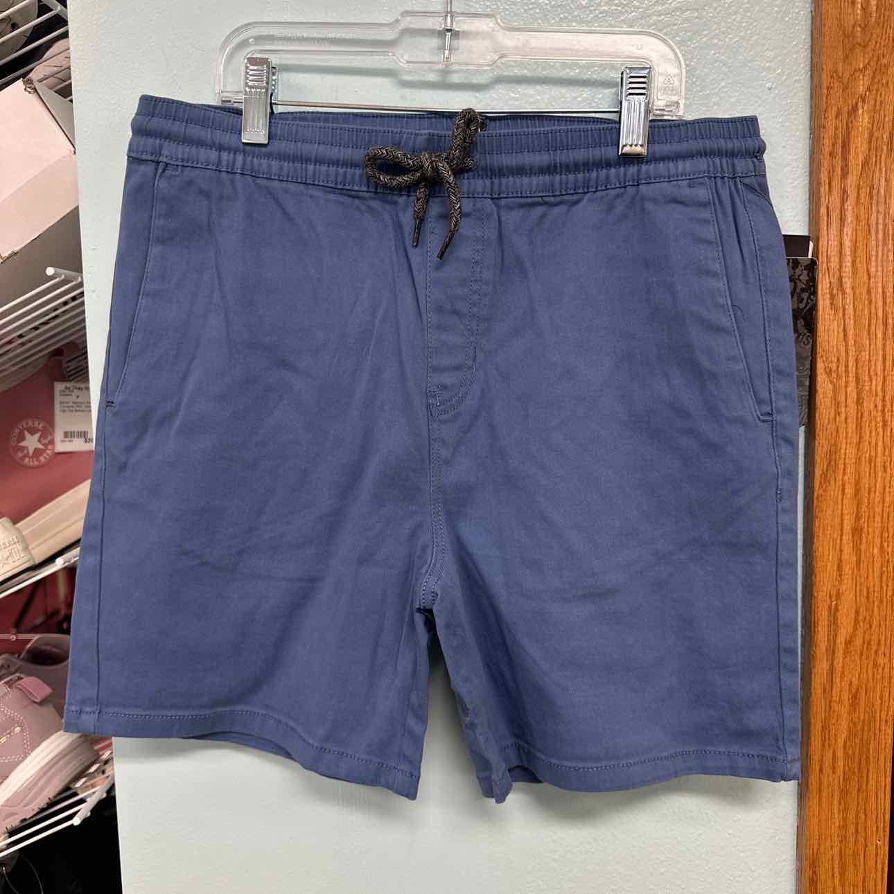 16 NEW Volcom Shorts