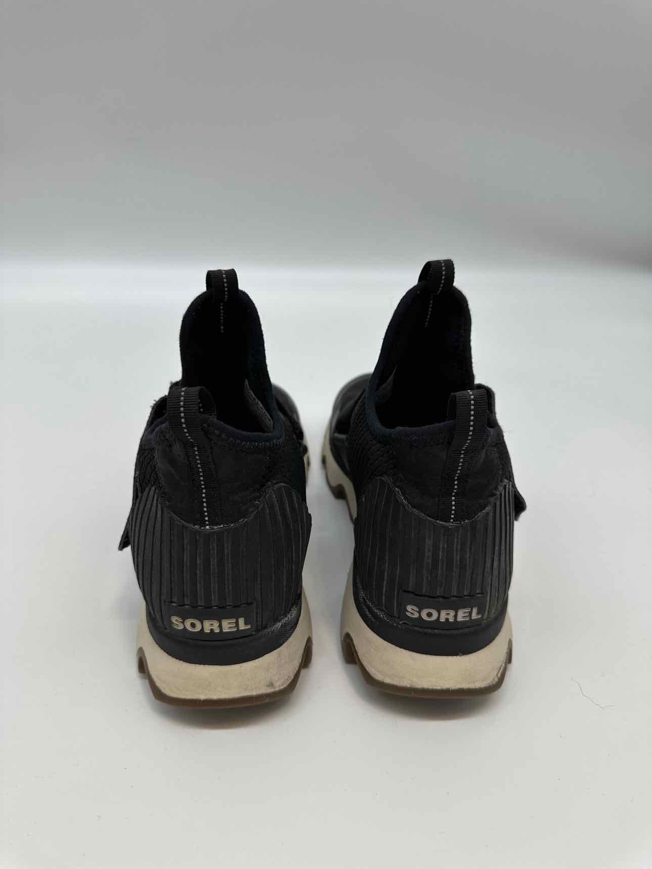 10 Sorel Sneakers