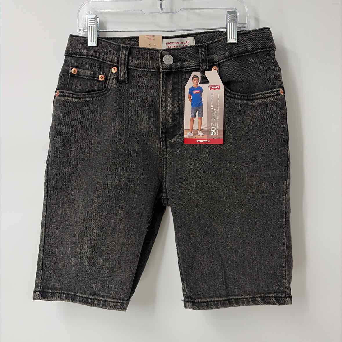 12 NEW Levis Shorts