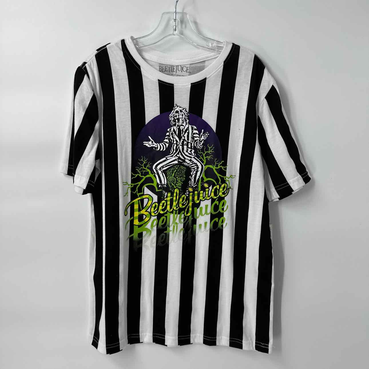18/20 NEW BeetleJuice Shirt