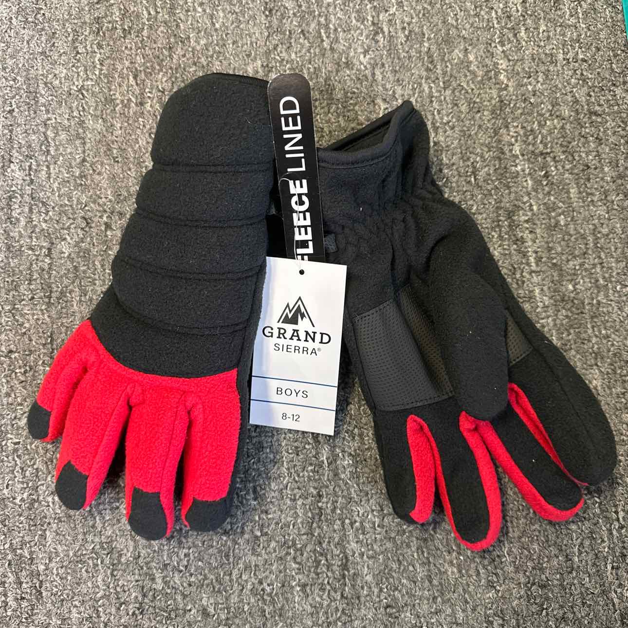 8-12 NEW Grand Sierra Winter Hats/Mittens