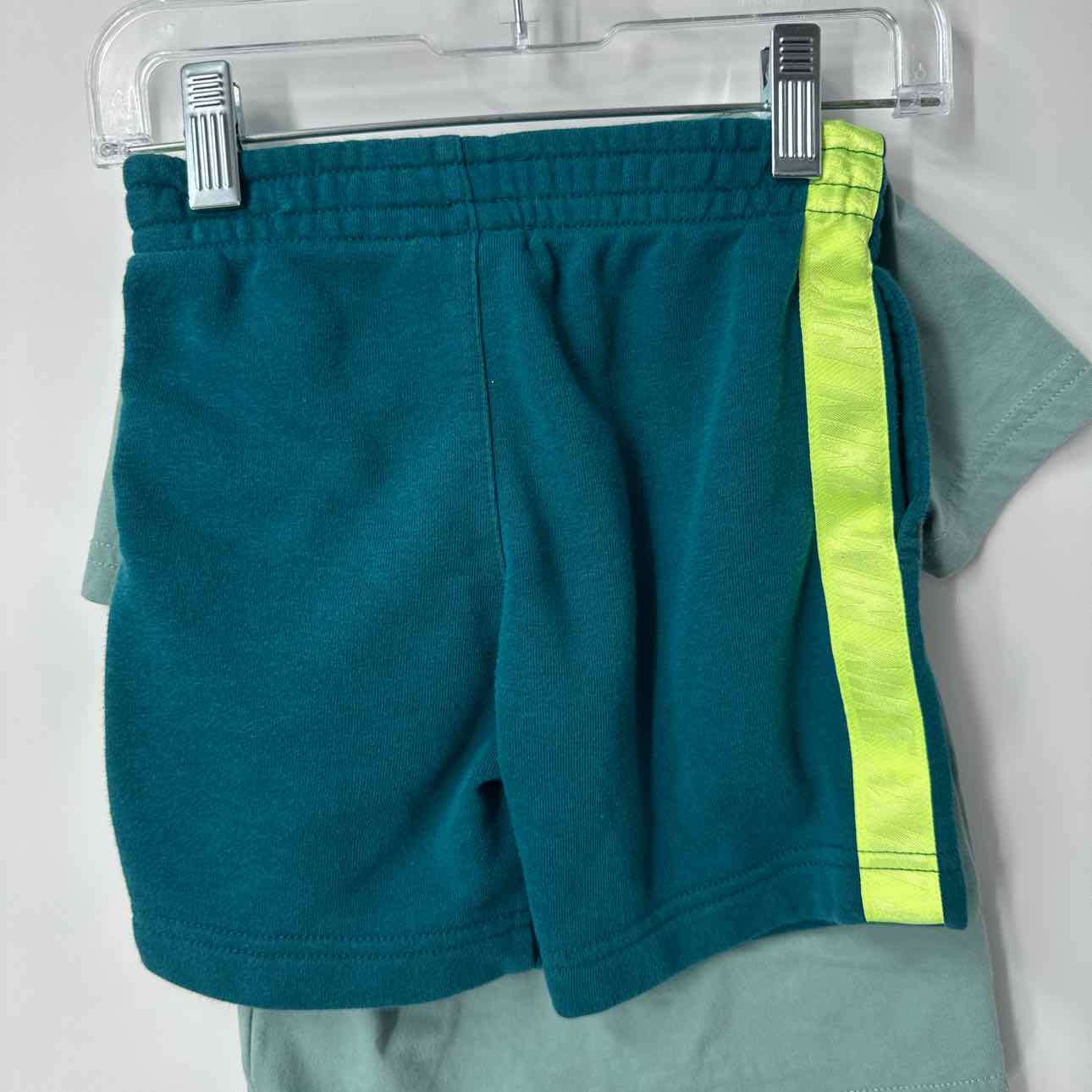 3T Nike 2 pc ensembles