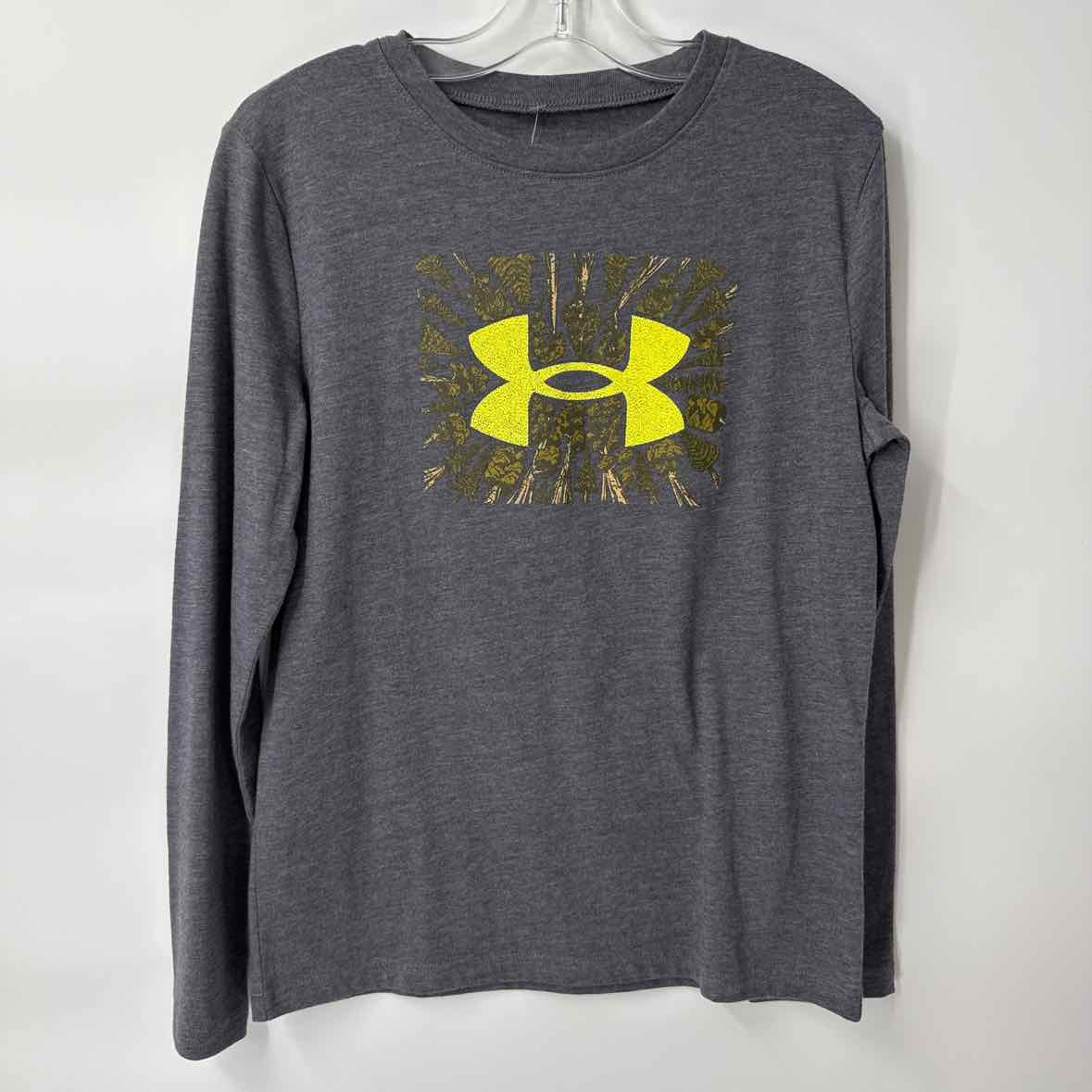 10/12 NEW Under Armour Shirt