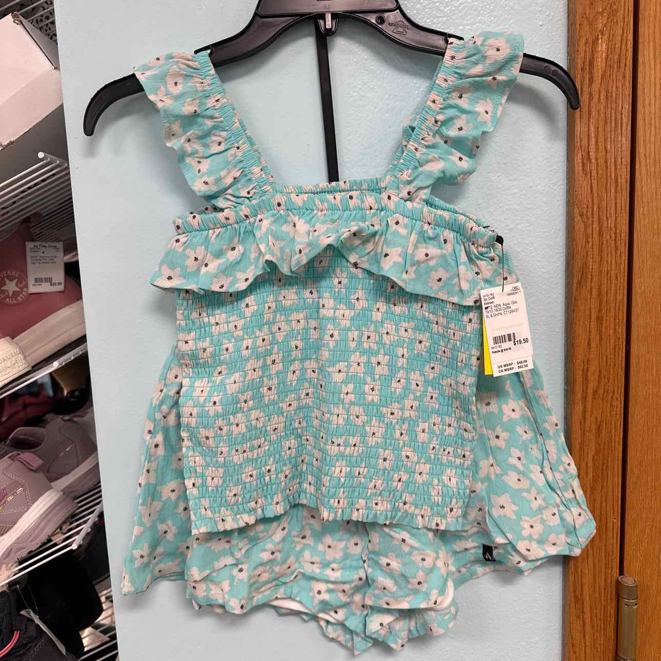 12 NEW Volcom 2pc Outfit