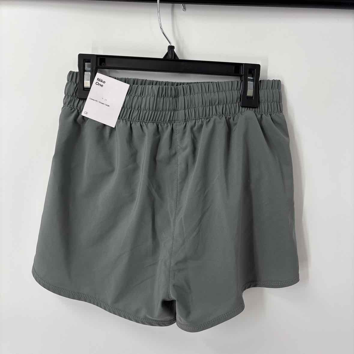 10/12 NEW Nike Shorts