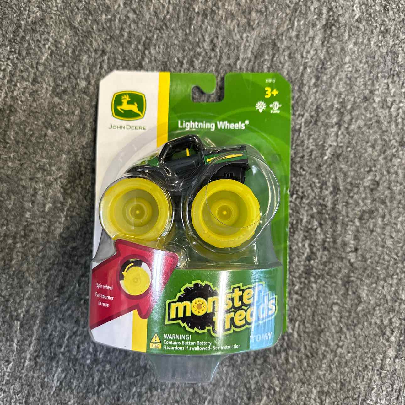 NEW John Deere Monster Threads Lightning Wheels Toys