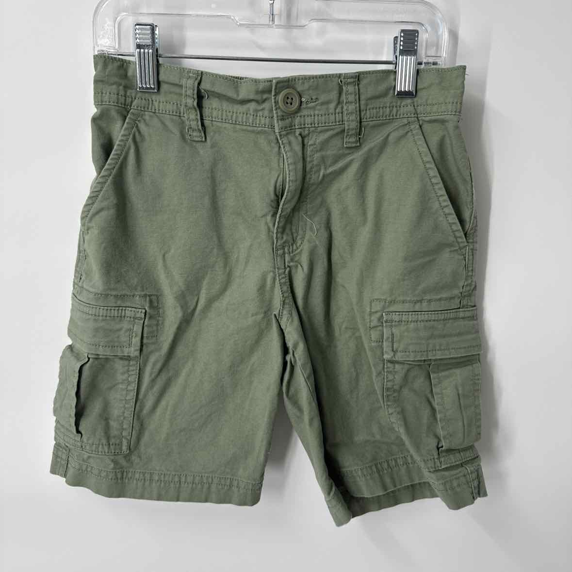 6/7 Art Class Shorts