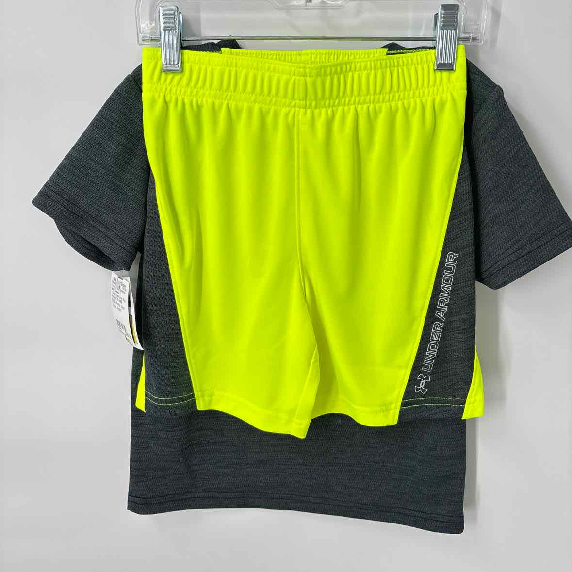5 NEW Under Armour 2 pc ensembles