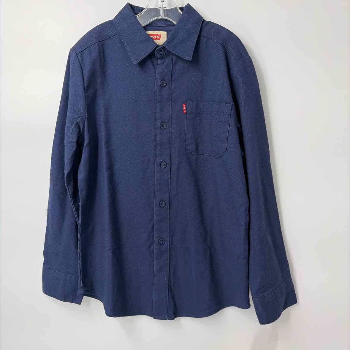 8/10 NEW Levis Shirt