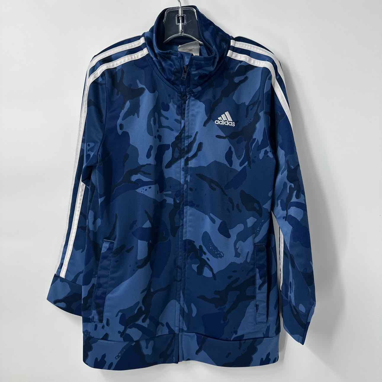 7 Adidas Sweatshirt