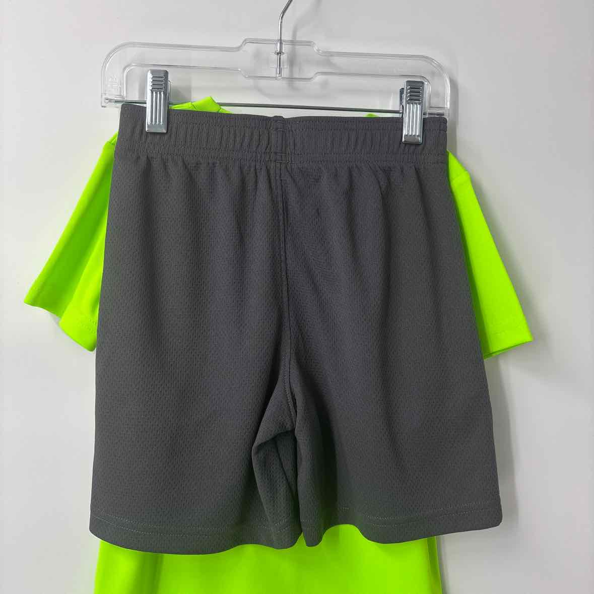 5 NEW Under Armour 2 pc ensembles