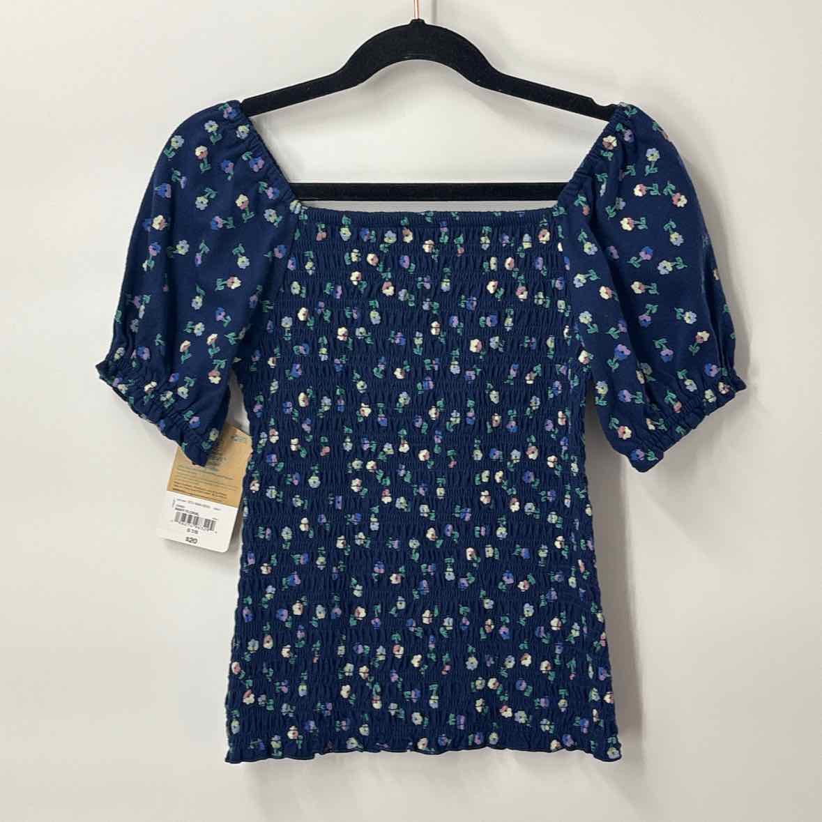 7/8 NEW Thereabouts Shirt