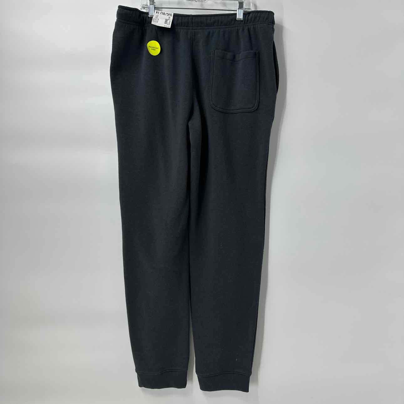 18/20 NEW EpicThreads Sweatpants