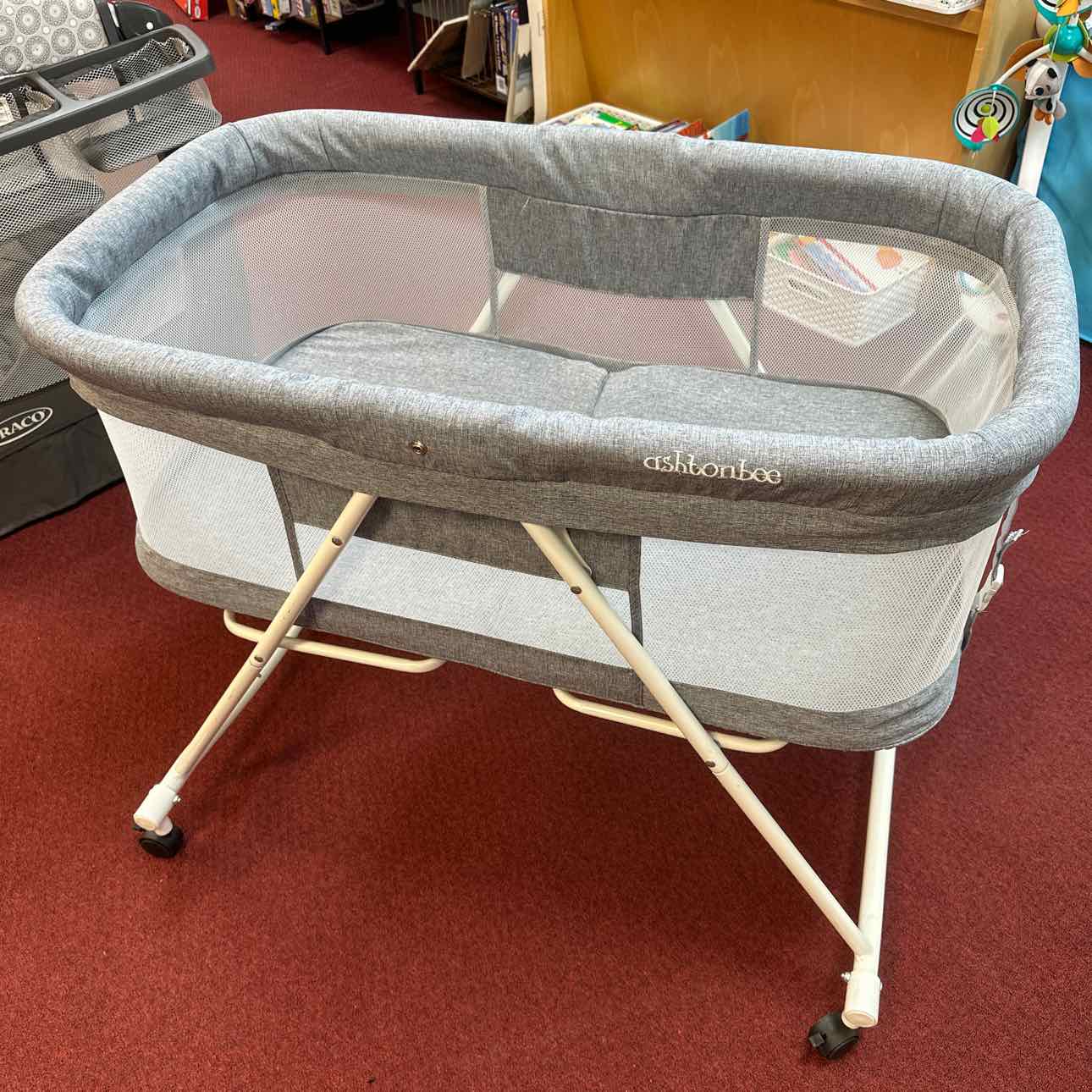 Bassinet Ashtonbee Misc Items