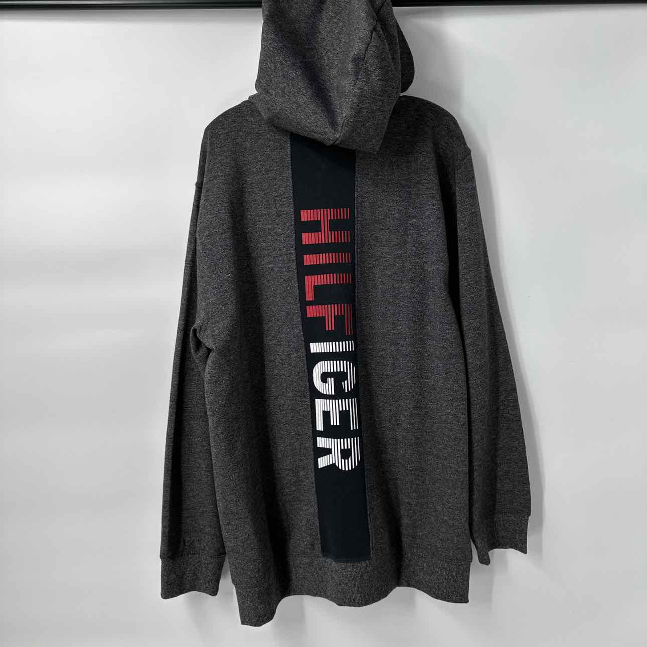 16/18 NEW Tommy Hilfiger Sweatshirt