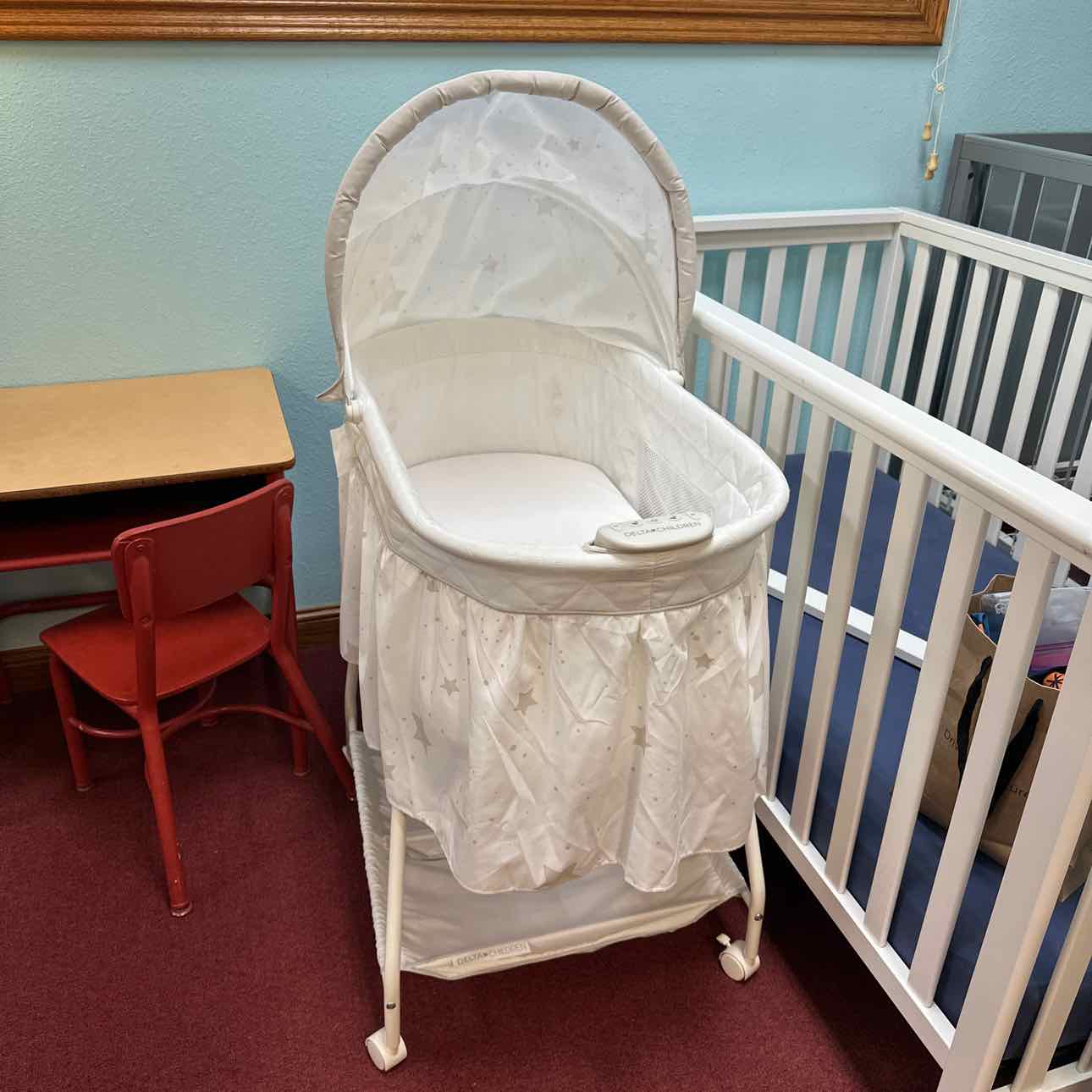 Bassinet Delta Misc Items