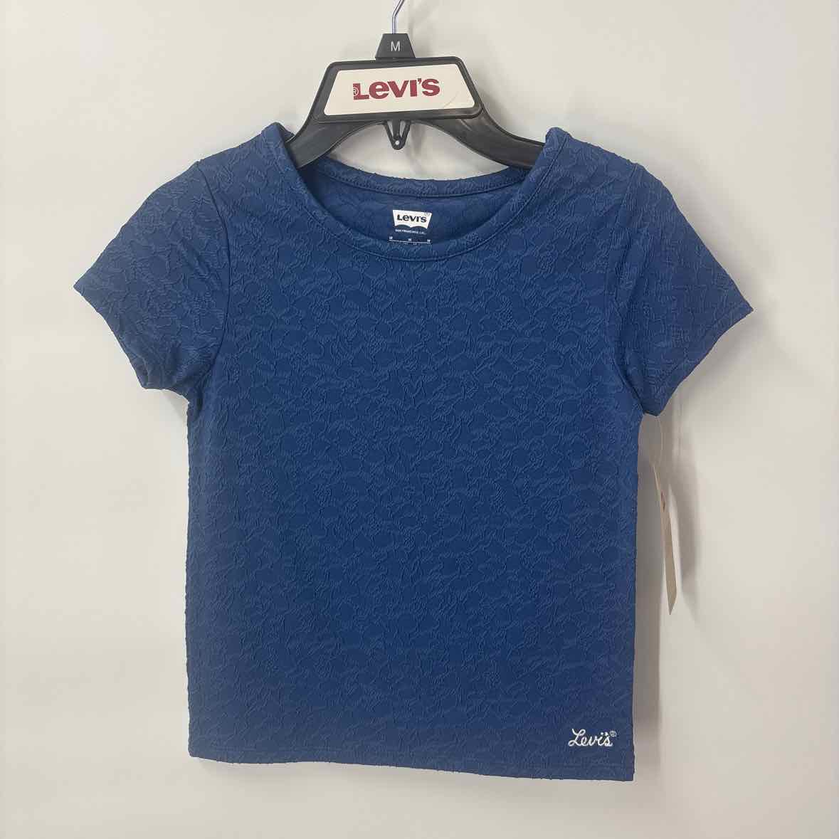 8/10 NEW Levis Shirt