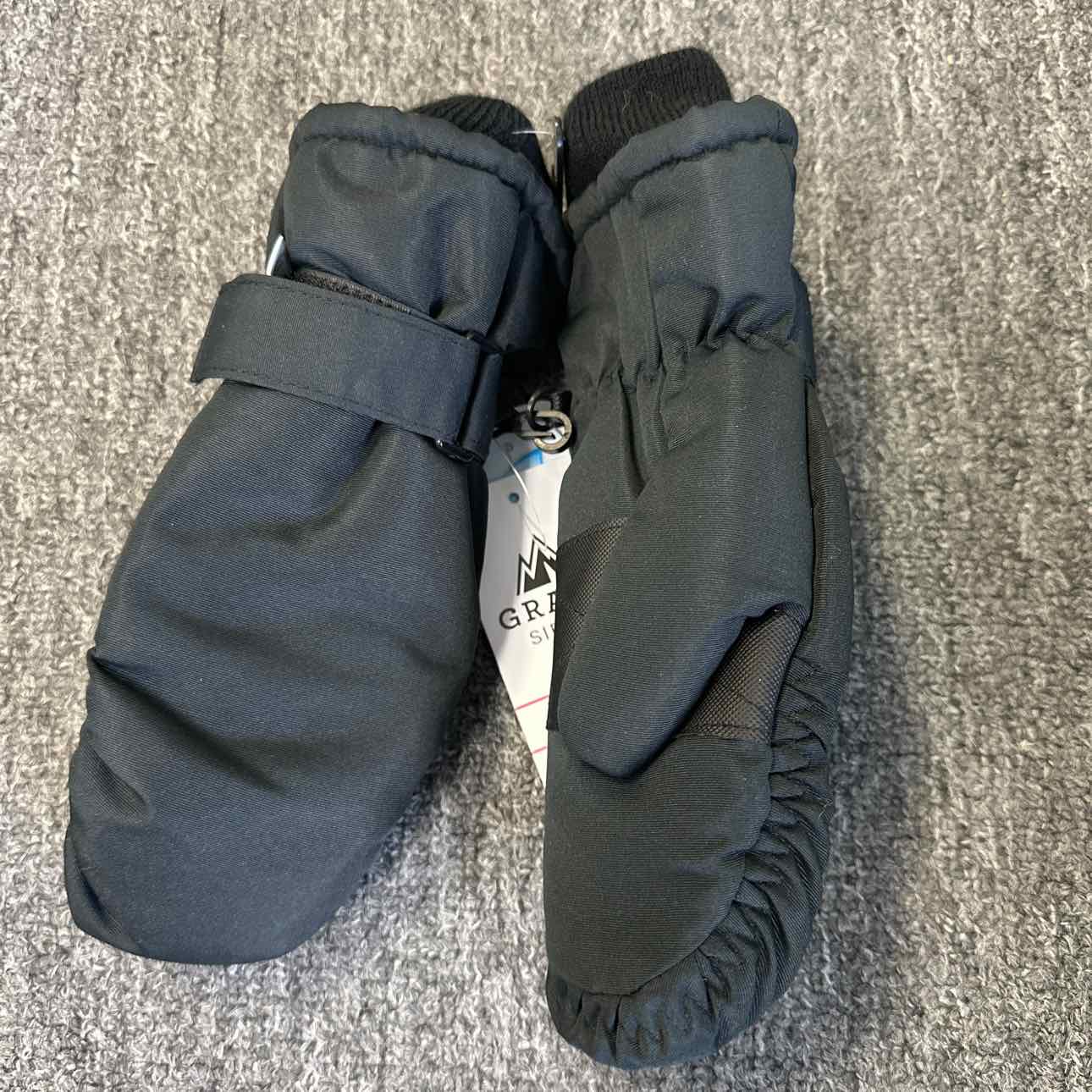 4-6X NEW Grand Sierra Winter Hats/Gloves